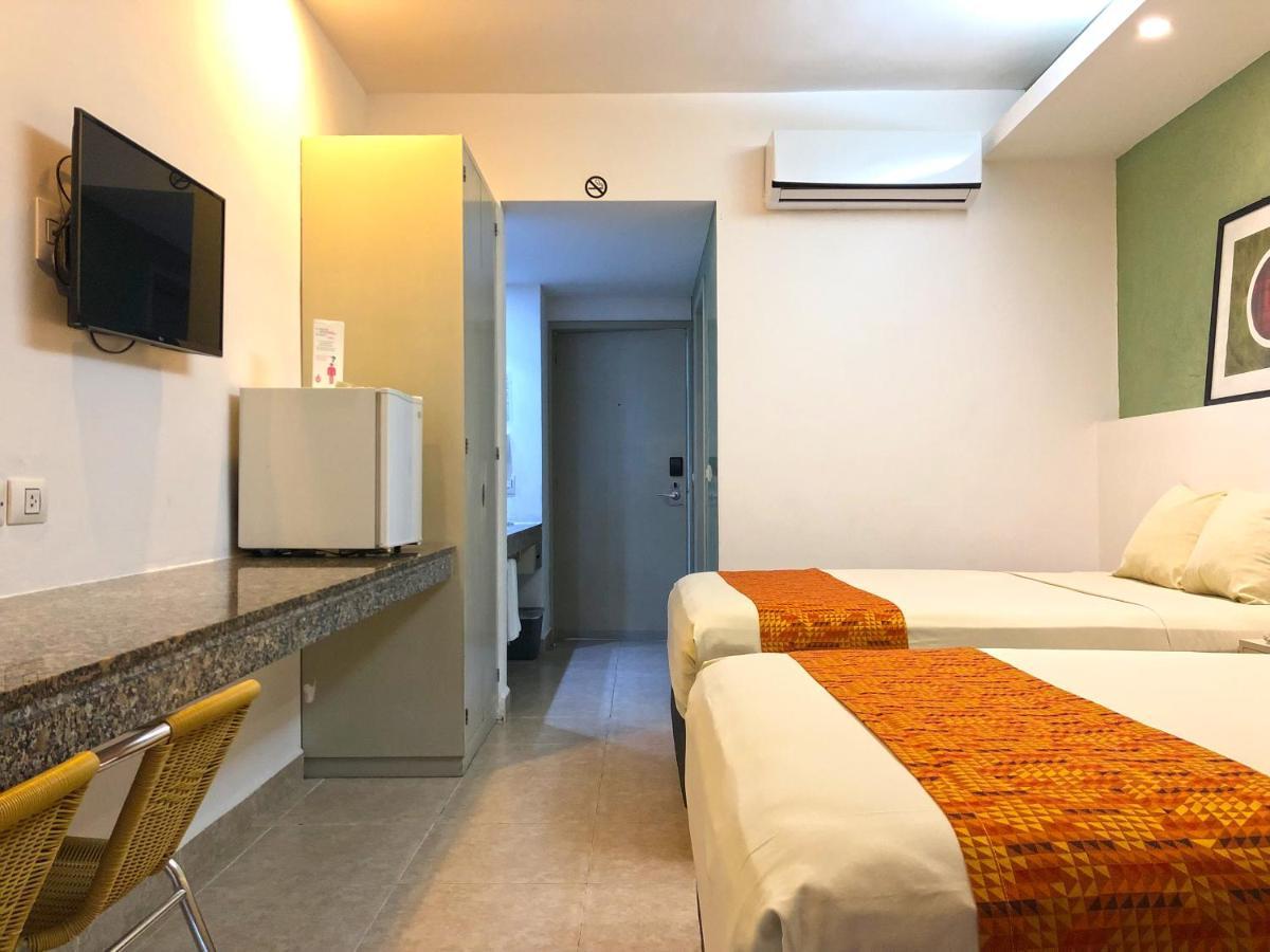 Hotel Los Cocos Chetumal Kültér fotó