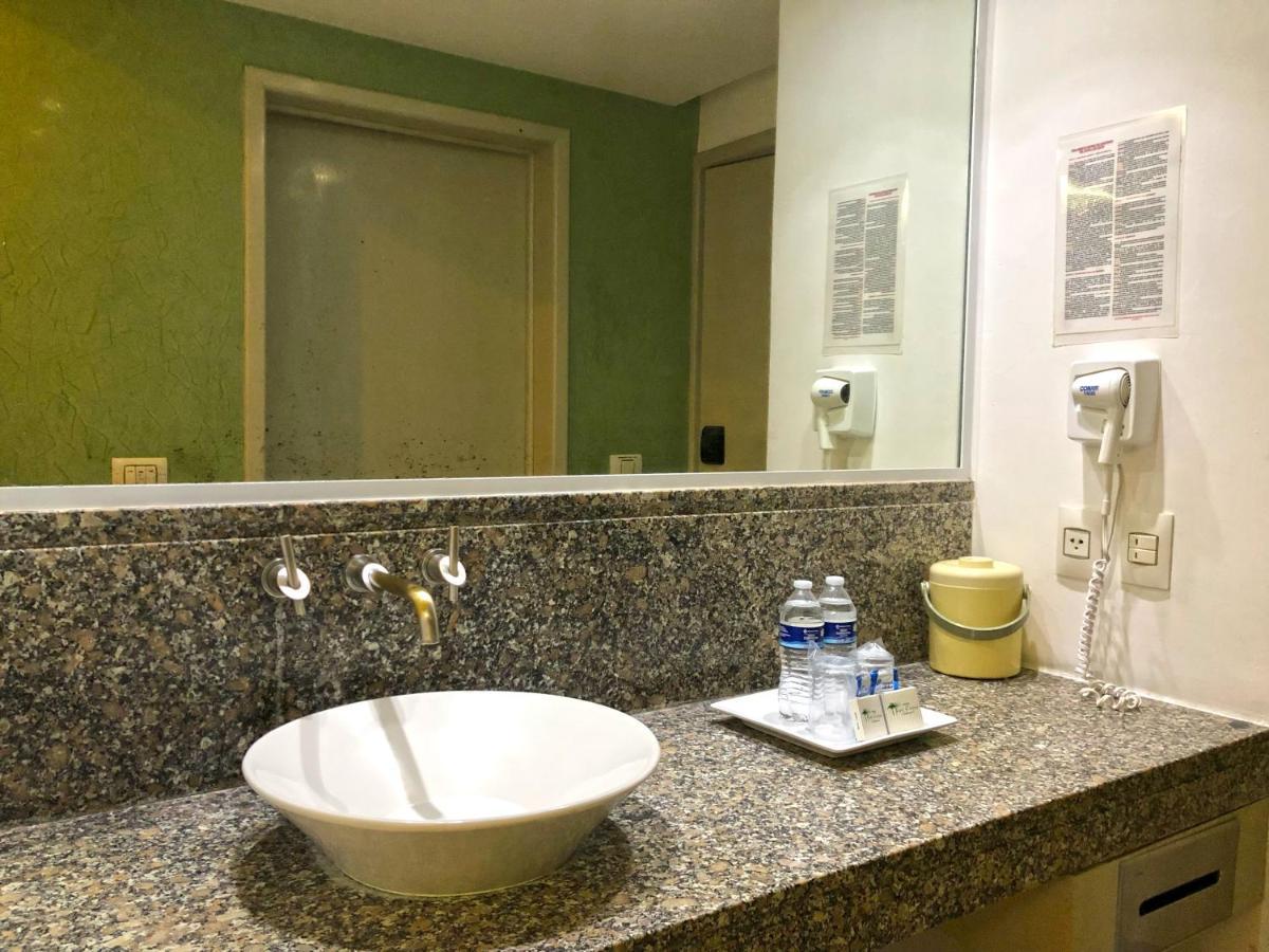 Hotel Los Cocos Chetumal Kültér fotó