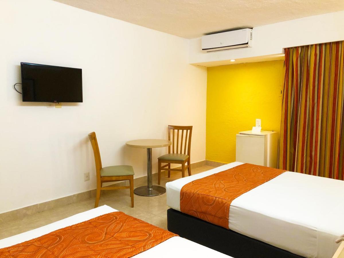 Hotel Los Cocos Chetumal Kültér fotó