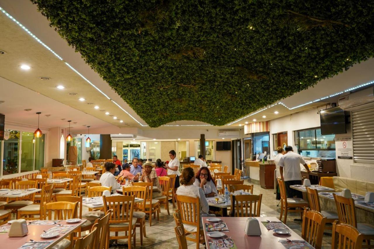Hotel Los Cocos Chetumal Kültér fotó