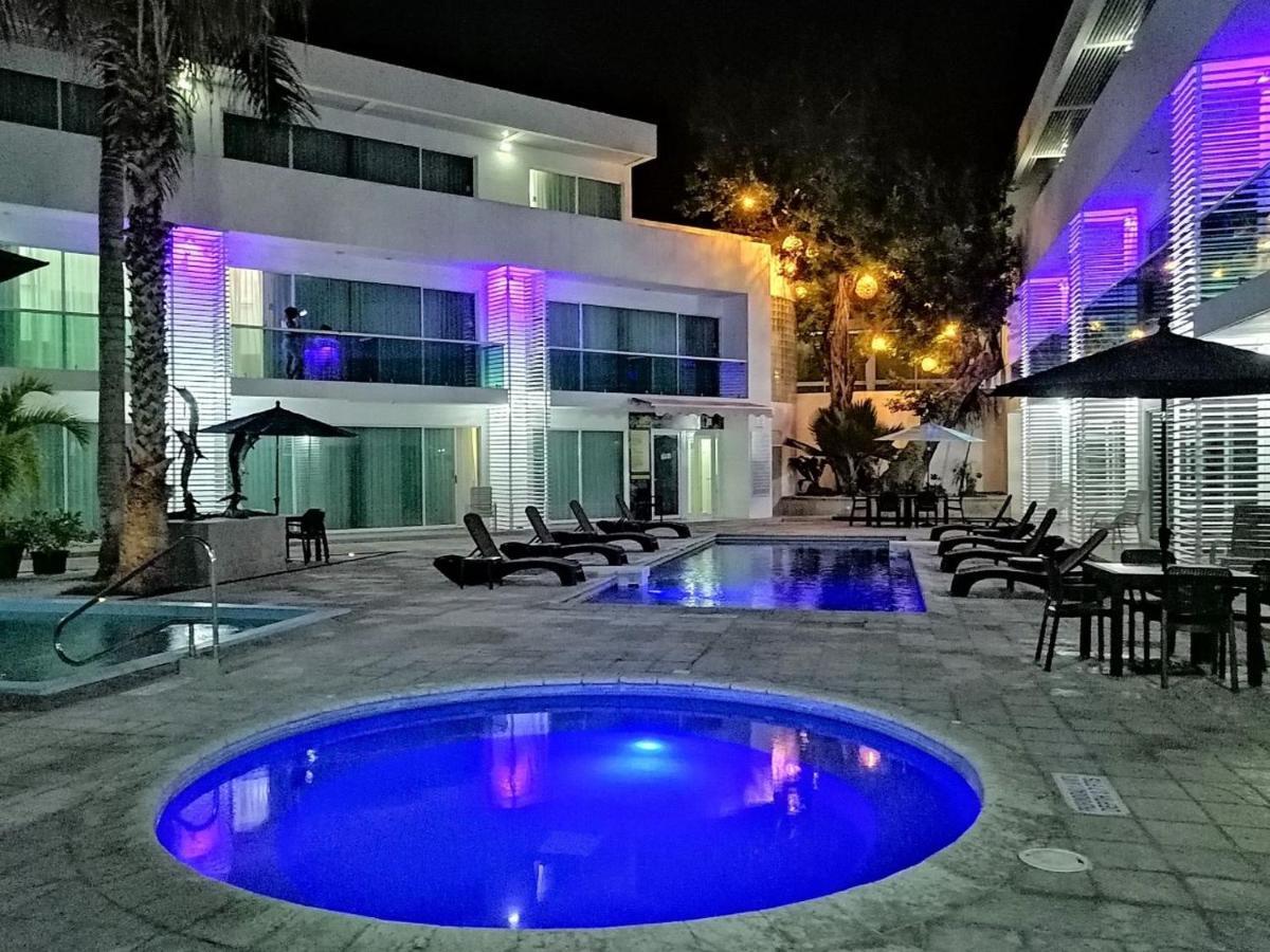 Hotel Los Cocos Chetumal Kültér fotó